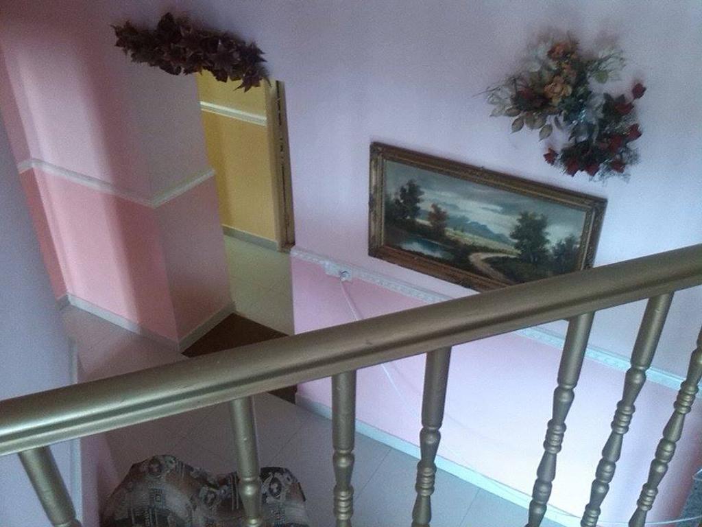 Hostel Georgia Kutaisi Oda fotoğraf