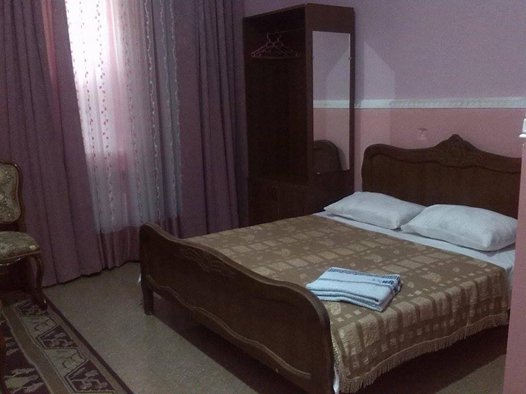 Hostel Georgia Kutaisi Oda fotoğraf
